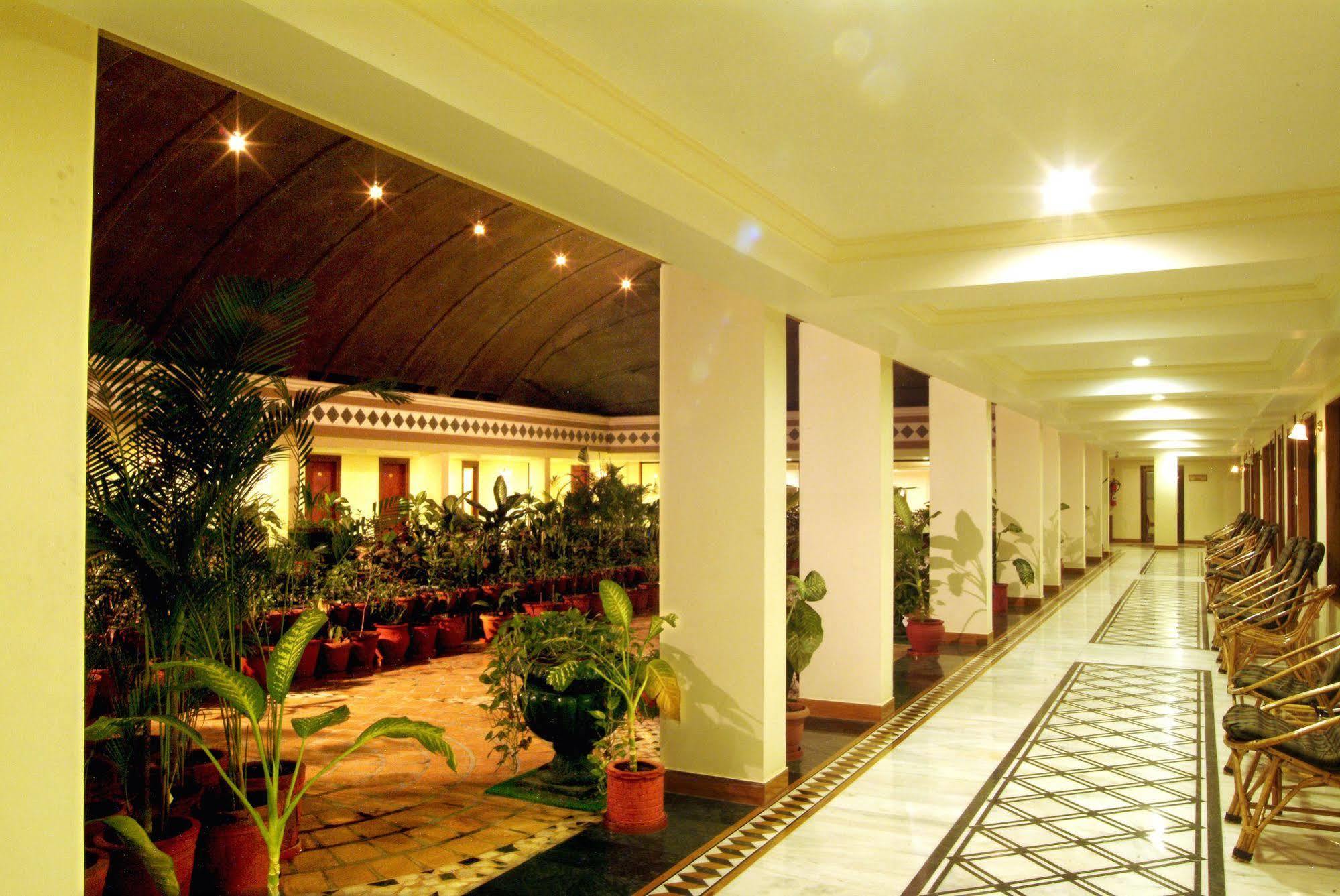The Grand Regency 호텔 라즈콧 외부 사진